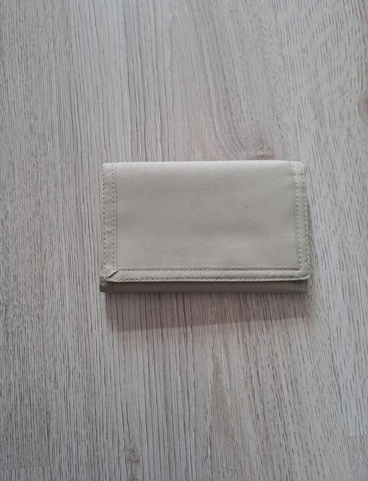 Nimbus beige zandkleurige portemonnee portefeuille wallet, Sieraden, Tassen en Uiterlijk, Portemonnees, Nieuw, Overige merken