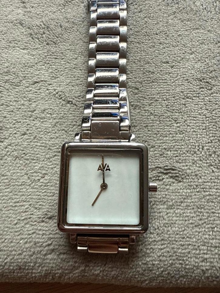 AVA Dameshorloge Staal - Stijlvol en Tijdloos, Sieraden, Tassen en Uiterlijk, Ringen, Zo goed als nieuw, Dame, 17 tot 18, Zilver