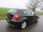 BMW 1-serie 116 2.0 122pk 5drs Business Line 2011 Airco Navi, Auto diversen, Schadeauto's, 1995 cc, Zwart, Handgeschakeld, Benzine