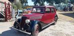 Renault novauate 1937 Zwart rood, 49 pk, 4 stoelen, Zwart, Particulier