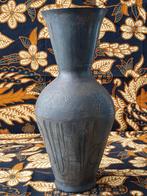 Mooie zware antieke Oosterse vaas van ijzer en zilver., Ophalen of Verzenden