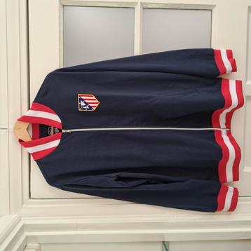 Atletico Madrid trainingsjack (L) beschikbaar voor biedingen