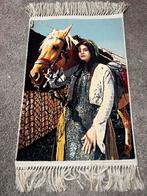 Mooi Wandkleed met Paard en Vrouw, 100 tot 150 cm, Bruin, Zo goed als nieuw, Rechthoekig
