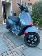 Te koop vespa 300 gts hpe, Motoren, Scooter, Sportuitlaat, Particulier, 1 cilinder