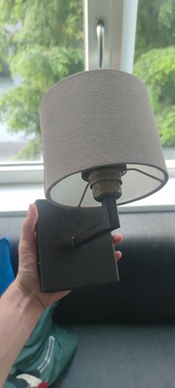 Beige Hanglamp met Metalen Voet beschikbaar voor biedingen