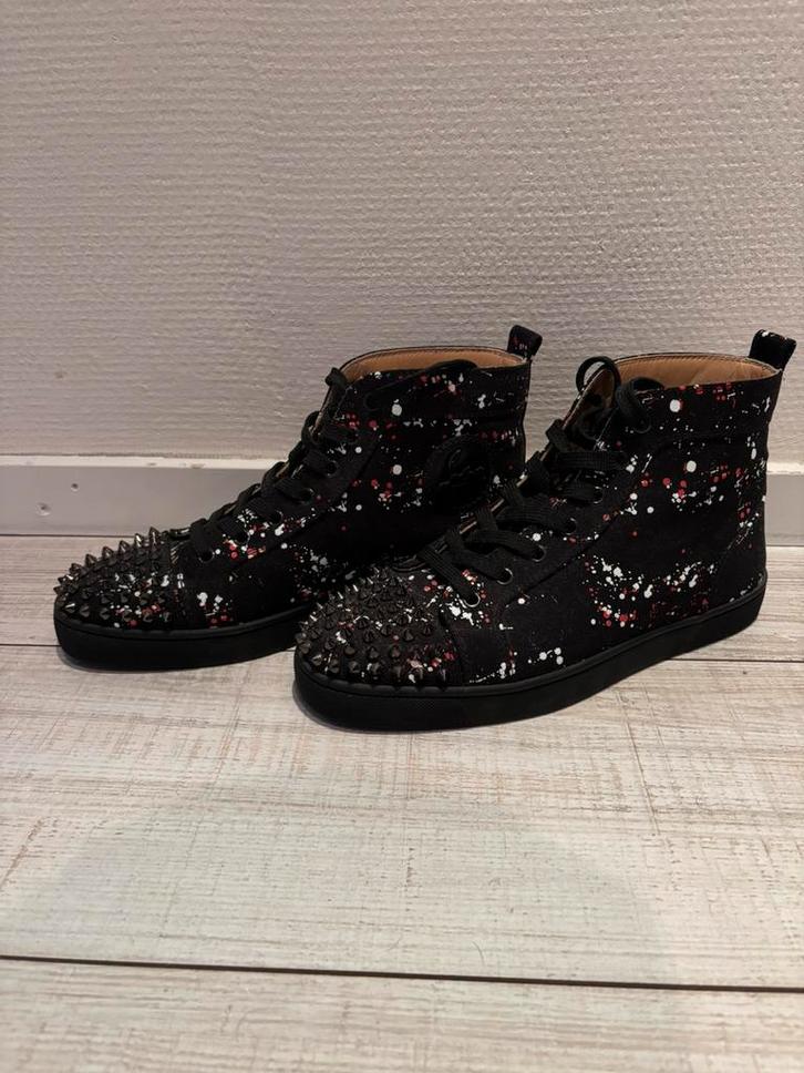 Christian Louboutin met spikes! Inclusief bon en echtheid, Kleding | Heren, Schoenen, Zo goed als nieuw, Zwart, Ophalen