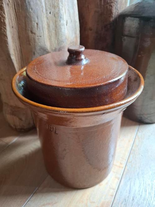 Bruine aardewerk pot 10 liter (nieuw), Huis en Inrichting, Keuken | Potten en Pannen, Nieuw, Pot, Bus of Blik, Overige materialen