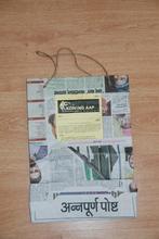 Bijzondere kranten tas uit Nepal Fair Trade, Verzamelen, Tijdschriften, Kranten en Knipsels, Ophalen of Verzenden, 1980 tot heden