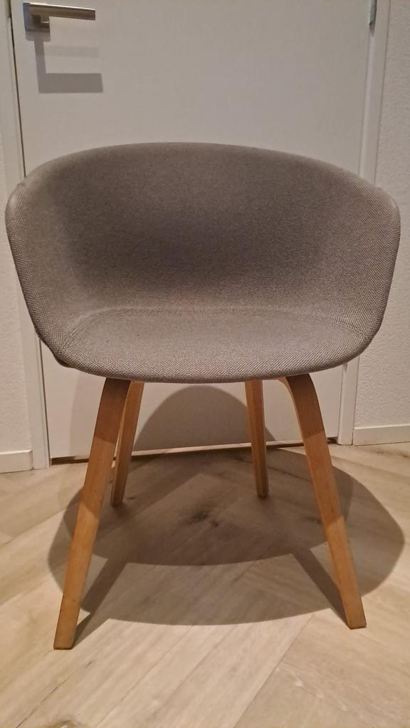 2 About a chair Kuipstoelen, Huis en Inrichting, Stoelen, Gebruikt, Twee, Hout, Grijs, Ophalen