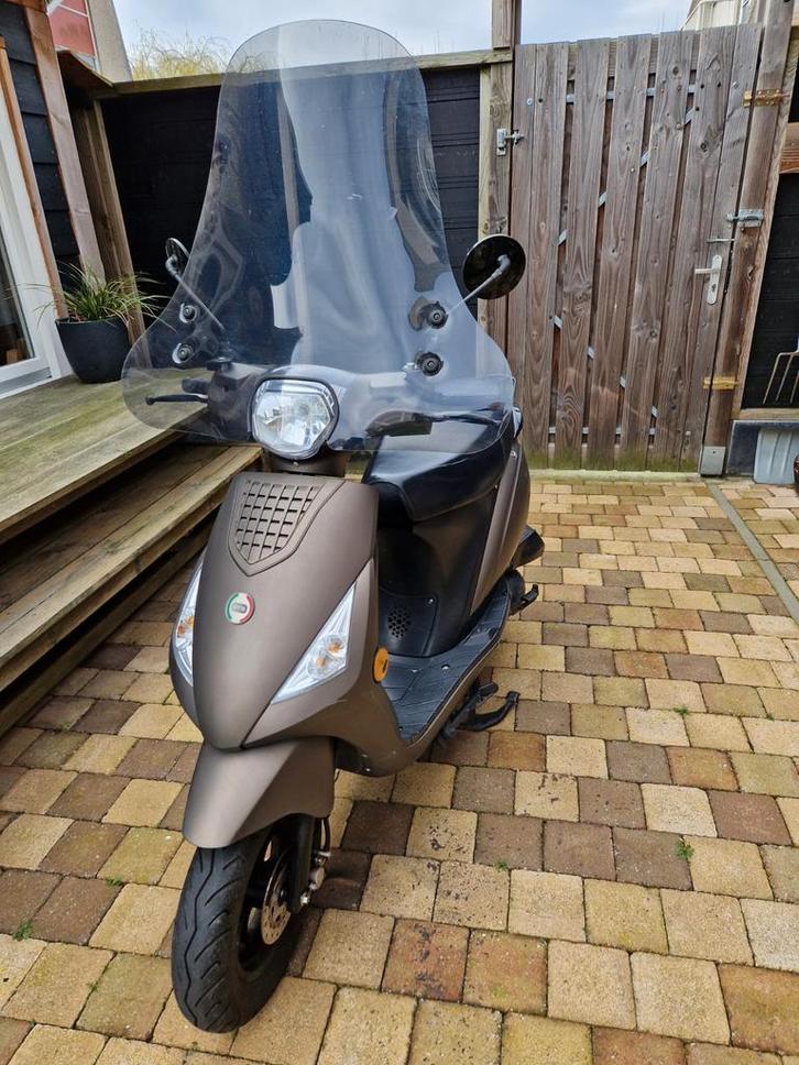 DTS MONZA SCOOTER 50 CC UIT 2020, Fietsen en Brommers, Snorfietsen en Snorscooters, Gebruikt, Overige merken, Benzine, Ophalen