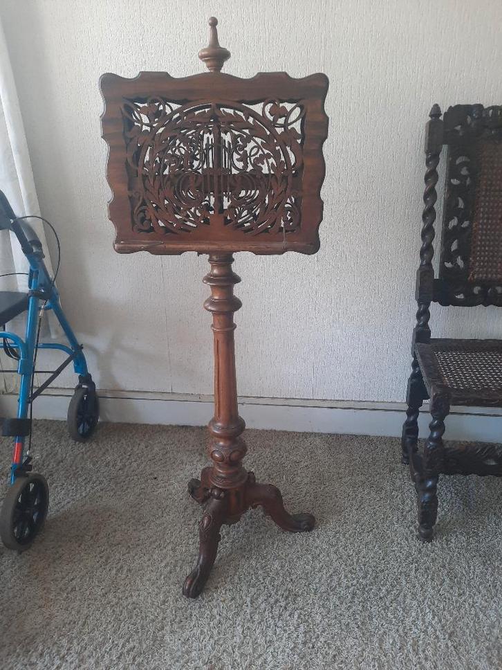 Antieke leesstandaard blad muziek standaard (engels??), Antiek en Kunst, Antiek | Woonaccessoires, Ophalen