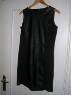 Aparte zwarte vintage look stretch skai jurk van Moglie, M, Maat 38/40 (M), Verzenden, Zwart, Zo goed als nieuw