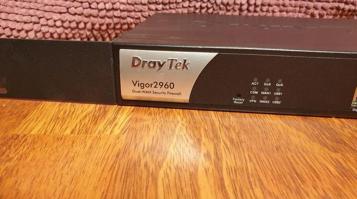 Draytec Vigor 2960 Dual WAN, Computers en Software, Routers en Modems, Zo goed als nieuw, Router met modem, Ophalen of Verzenden