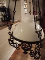 Gietijzeren hanglamp met paarden, Huis en Inrichting, Lampen | Hanglampen, Ophalen, Gebruikt, Overige materialen, Minder dan 50 cm