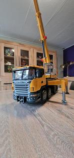 Bruder Scania vrachtwagen met grote kraan., Kinderen en Baby's, Speelgoed | Speelgoedvoertuigen, Ophalen of Verzenden, Zo goed als nieuw