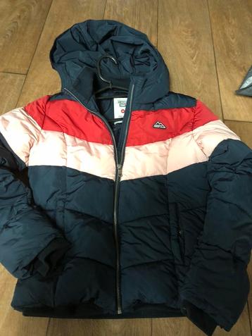 Leuke winterjas zo goed als nieuw 152/158 beschikbaar voor biedingen