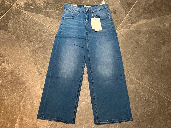 NIEUW trendy wide leg jeans nt 146 name it (€30) a3, Kinderen en Baby's, Kinderkleding | Maat 146, Nieuw, Meisje, Broek, Ophalen of Verzenden
