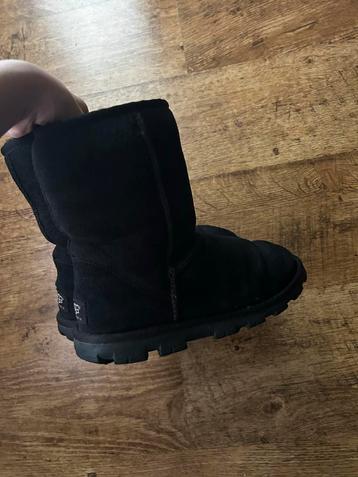 Uggs Australia fur boots- Maat 36 beschikbaar voor biedingen
