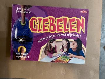Giebelen bordspel van Tactic.  beschikbaar voor biedingen