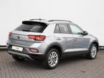 Volkswagen T-Roc 1.0 TSI Life Edition | Navigatie | Camera |, Voorwielaandrijving, Stof, 116 pk, 1204 kg