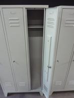 Stalen locker / 3-deurs kledinglocker / Vintage kledingkast, Handelsonderneming Hendriksen, Vintage, Ophalen of Verzenden, Info@stellingopkoper.nl