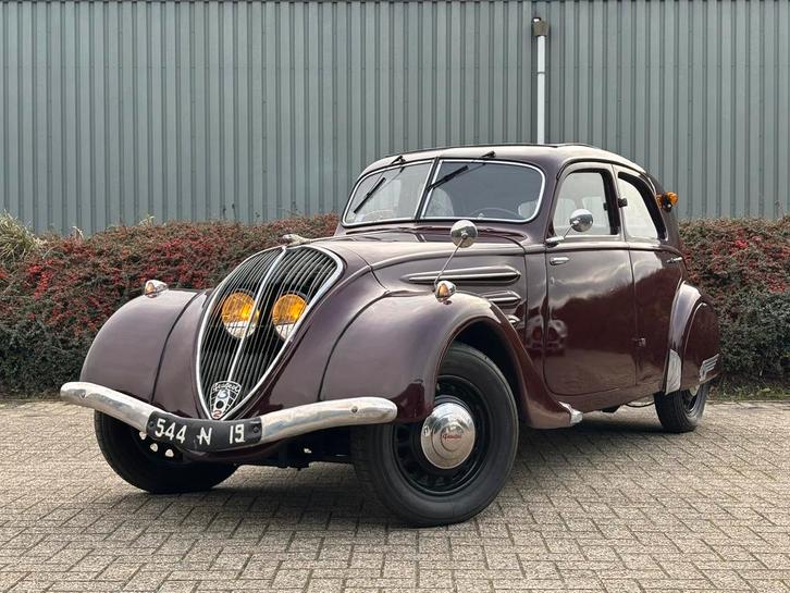 Peugeot 302 Berline 1938 / Oldtimer / Klassieker / Pre-war !, Auto's, Oldtimers, Bedrijf, Airconditioning, Peugeot, Benzine, Sedan