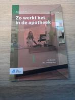 J.R. Mentink - Zo werkt het in de apotheek, Boeken, Ophalen of Verzenden, Nieuw, J.R. Mentink; C.R.C. Huizinga-Arp