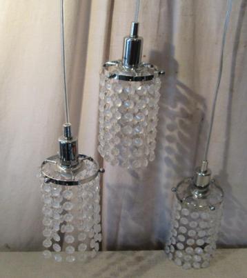 Prachtige Retro 3-delige Hanglamp in metaal en glas beschikbaar voor biedingen