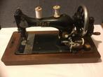 Antieke naaimacine Pfaff, Ophalen of Verzenden