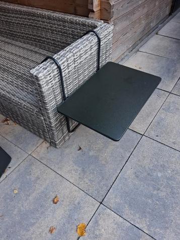 3x Inklapbaar tafeltje voor loungeset beschikbaar voor biedingen