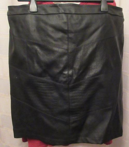 PU rok nieuw zwart maat 48 A15, Kleding | Dames, Rokken, Nieuw, Maat 46/48 (XL) of groter, Zwart, Boven de knie, Ophalen of Verzenden