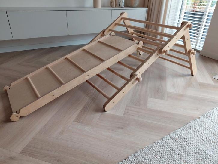 Ete tete Fipitri, houten klimrek met glijbaan, Kinderen en Baby's, Speelgoed | Houten speelgoed, Zo goed als nieuw, Ophalen