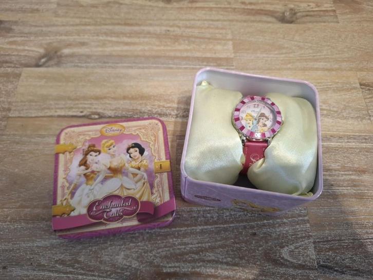 Disney sneeuwwitje kinder horloge, Verzamelen, Disney, Zo goed als nieuw, Overige typen, Sneeuwwitje of Doornroosje, Ophalen of Verzenden