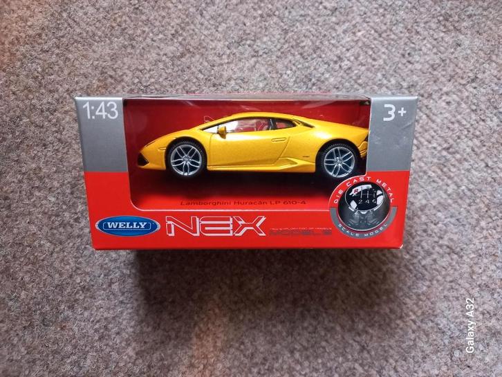 lamborghini  & Aston Martin modelautos, Hobby en Vrije tijd, Modelauto's | 1:43, Nieuw, Auto, Overige merken, Ophalen of Verzenden