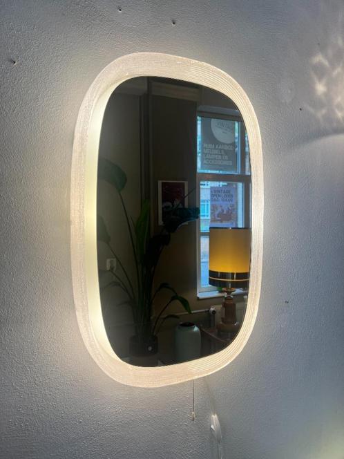 Vintage Spiegel Met Verlichting, Hillebrand, Duitsland 1970', Huis en Inrichting, Woonaccessoires | Spiegels, Gebruikt, Minder dan 50 cm