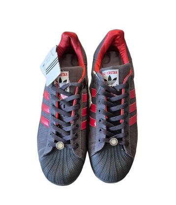 Adidas SUPERSTAR RED HOT CHILI PEPPERS UK10 beschikbaar voor biedingen