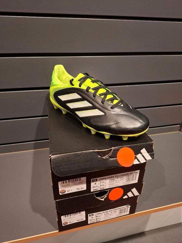 Adidas Copa Pure III FG/MG maat 41 1/3, Sport en Fitness, Voetbal, Nieuw, Schoenen, Maat XS of kleiner, Ophalen of Verzenden