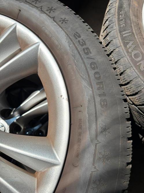 Winterbanden op originele Lexus-velg, Auto-onderdelen, Banden en Velgen, Banden en Velgen, Winterbanden, 16 inch, 235 mm, Ophalen