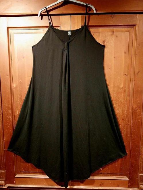 mooie zwarte lange stretch jurk 46/50, Kleding | Dames, Grote Maten, Jurk, Zwart, Ophalen of Verzenden