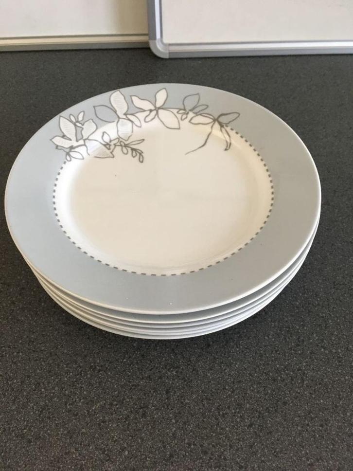 Set van 6 ontbijtbordjes, 19 cm, Huis en Inrichting, Keuken | Servies, Gebruikt, Bord(en), Overige stijlen, Aardewerk, Ophalen of Verzenden