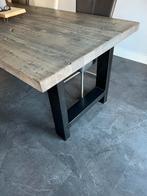 Houten Eettafel met Stalen Poten - Netjes!, Huis en Inrichting, Ophalen, 200 cm of meer, 50 tot 100 cm, Zo goed als nieuw