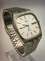 GEZOCHT: Seiko 8223-5210 ‘TV dial’ horloge jaren ‘80, Staal, Polshorloge, Ophalen of Verzenden, Seiko