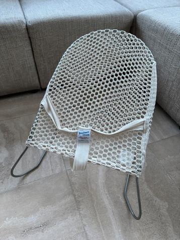 Babybounce (eventueel met schapenvacht) beschikbaar voor biedingen