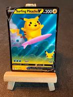 Surfing Pikachu V 008/25 Pokémon Celebrations, Ophalen of Verzenden, Zo goed als nieuw