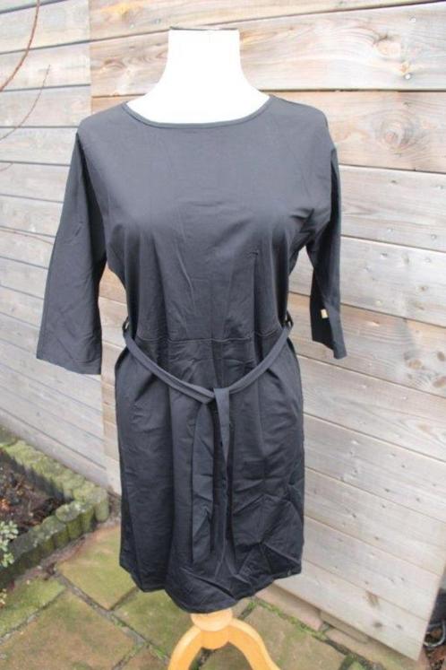 Jurk zwart Zusss mt S Travel Vaste prijs, Kleding | Dames, Jurken, Zo goed als nieuw, Zwart, Knielengte, Ophalen of Verzenden