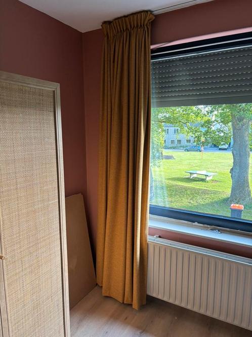 Okergeel verduisterend gordijn, Huis en Inrichting, Woonaccessoires | Kamerschermen, Zo goed als nieuw, Ophalen