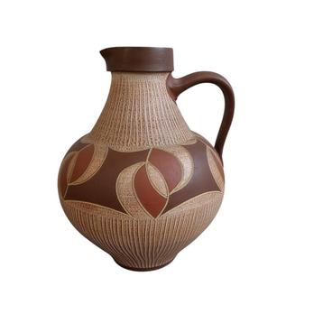 Vintage handgemaakte vaas  beschikbaar voor biedingen