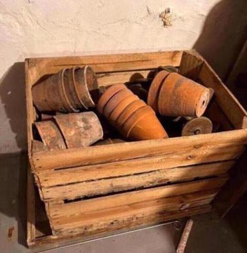 Antieke terracotta bloempotten 1628 uniek vorstbestendig beschikbaar voor biedingen