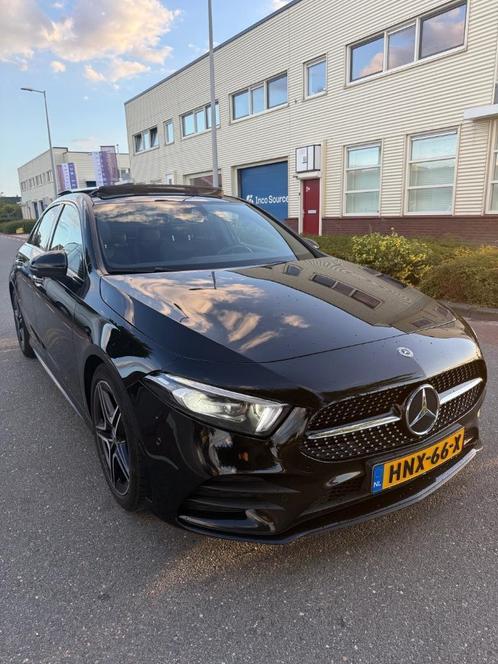 Mercedes-Benz A-Klasse A 180 3x AMG line 2020 Zwart, Auto's, Mercedes-Benz, Particulier, A-Klasse, ABS, Achteruitrijcamera, Adaptieve lichten