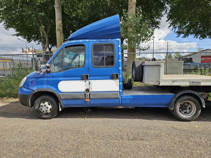 BE trekker Iveco Daily, Auto's, Bestelauto's, Particulier, Iveco, Diesel, Euro 4, Handgeschakeld, Geïmporteerd, Blauw, Blauw, Stof